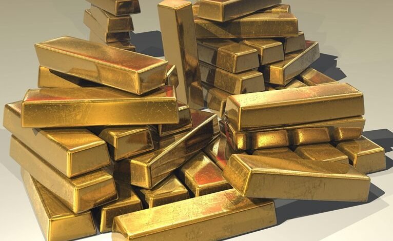 investing in gold 2025